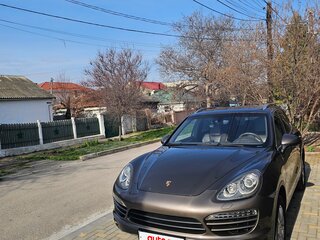2010 Porsche Cayenne Diesel II (958), коричневый, 2500000 рублей, вид 1
