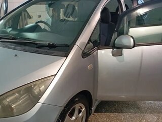 2004 Mitsubishi Colt Plus VI (Z20/Z30), серебристый, 600000 рублей, вид 2