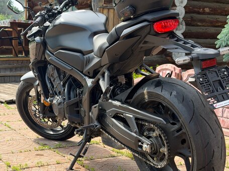 2025 Honda CB 650R, чёрный, 1600000 рублей, вид 4
