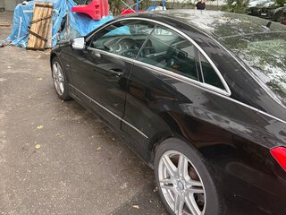 2009 Mercedes-Benz E-Класс 250 5G-Tronic IV (W212, S212, C207), чёрный, 1600000 рублей, вид 5
