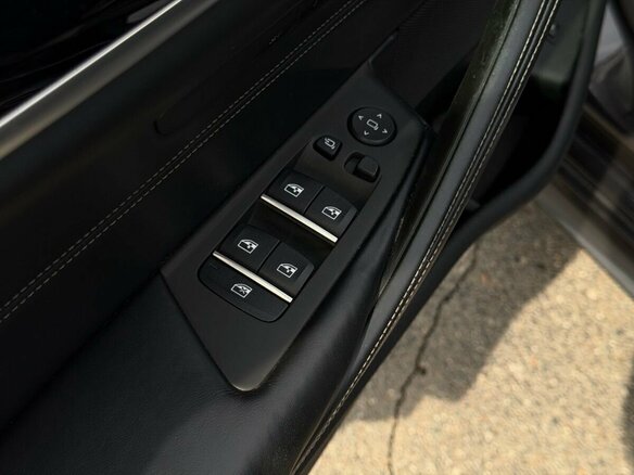 2019 BMW 5 серии 530d xDrive VII (G30/G31/G38), серый, 4040000 рублей - вид 14
