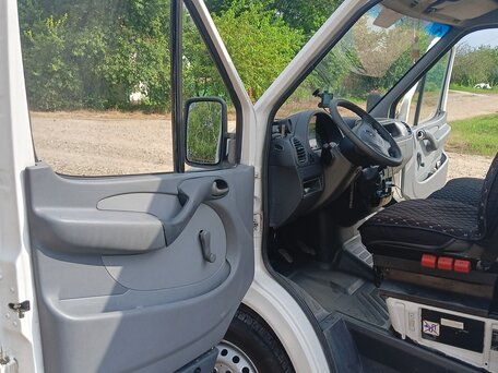 2000 Mercedes-Benz Sprinter Classic, белый, 1350000 рублей, вид 4