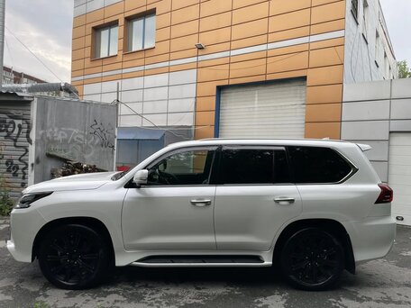2015 Lexus LX 450d III Рестайлинг 2, белый, 5580000 рублей, вид 5