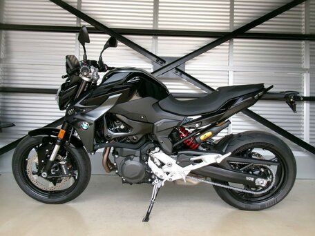 2025 BMW F 900 R, чёрный, 1277000 рублей, вид 1