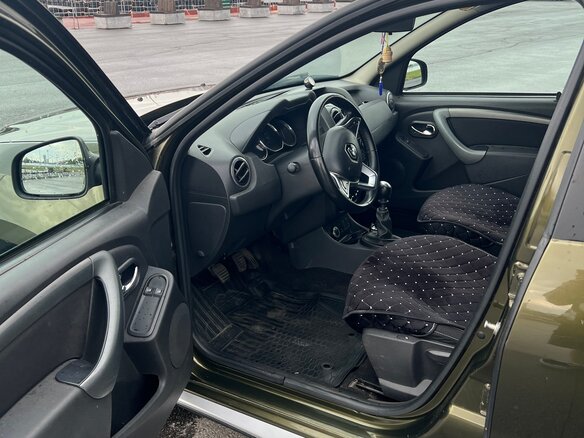 2019 Renault Duster I Рестайлинг, зелёный, 1300000 рублей - вид 5
