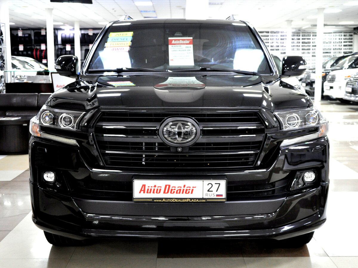 Открыть фотографии: Toyota Land Cruiser 200 Series Рестайлинг 2