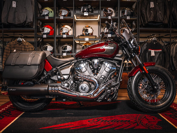 2025 Indian Scout, красный, 2440000 рублей
