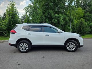 2018 Nissan X-Trail III Рестайлинг, белый, 1990000 рублей, вид 5