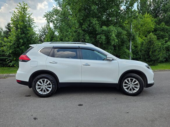 2018 Nissan X-Trail III Рестайлинг, белый - вид 4