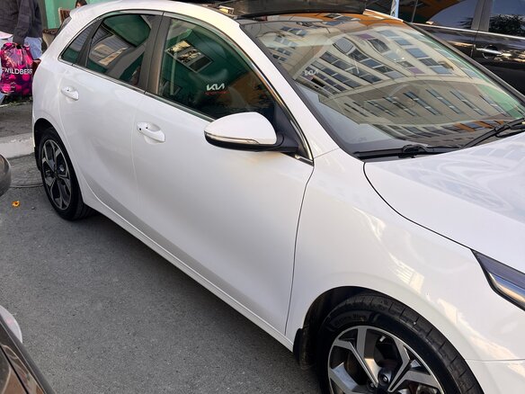 2018 Kia Ceed III, белый, 1350000 рублей - вид 2