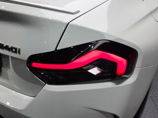 2024 BMW 2 серии M240i xDrive G42 Рестайлинг, белый, 7744600 рублей, вид 5