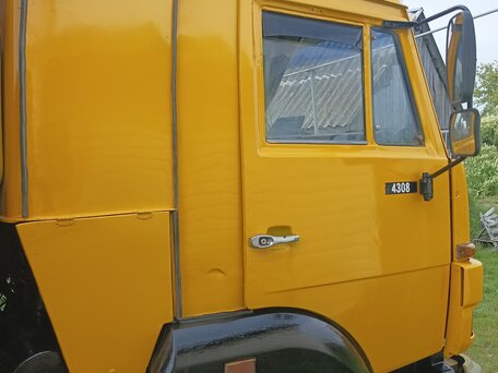 2006 КамАЗ 4308, золотистый, 700000 рублей, вид 2
