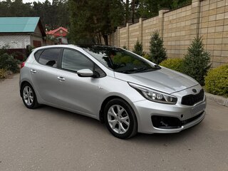 2016 Kia Ceed II Рестайлинг, серебристый, 860000 рублей, вид 2