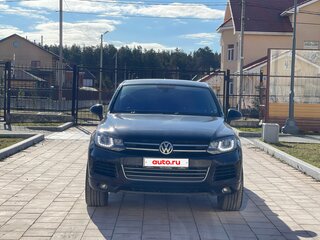 2011 Volkswagen Touareg II, чёрный, 1790000 рублей, вид 2