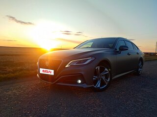 2018 Toyota Crown XV (S220), серый, 3300000 рублей, вид 4