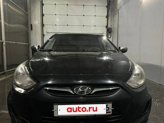2011 Hyundai Solaris I, чёрный, 650000 рублей, вид 3