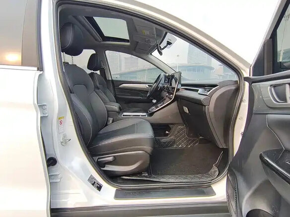 2022 Haval M6 Plus II, белый - вид 13