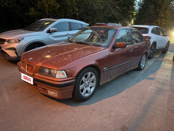 1994 BMW 3 серии 318i III (E36), оранжевый, 200000 рублей - вид 2