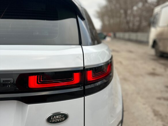 2017 Land Rover Range Rover Velar I, белый, 4300000 рублей - вид 18