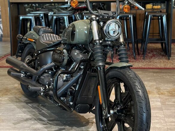 2021 Harley-Davidson Street Bob, зелёный, 1890000 рублей - вид 18