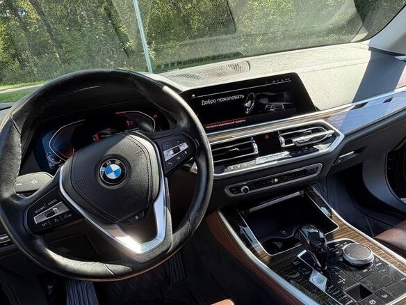 2020 BMW X5 25d IV (G05/G18), чёрный, 4800000 рублей - вид 5