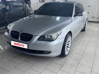 2009 BMW 5 серии 525i V (E60/E61) Рестайлинг, серебристый, 1200000 рублей, вид 1