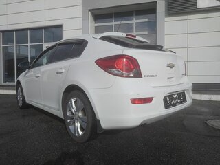 2014 Chevrolet Cruze I Рестайлинг, белый, 830000 рублей, вид 2