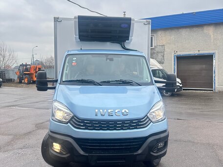 2025 Iveco Daily, голубой, 7800000 рублей, вид 4