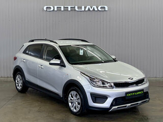 2017 Kia Rio X-Line IV, серебристый, 1597000 рублей, вид 3