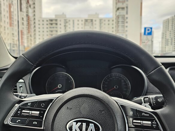 2018 Kia Optima IV Рестайлинг, белый, 1350000 рублей - вид 12