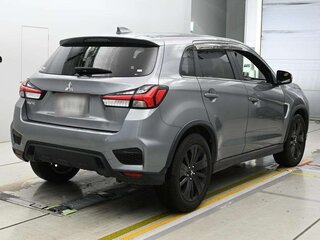 2024 Mitsubishi RVR III Рестайлинг 3, серый, 1400000 рублей, вид 5