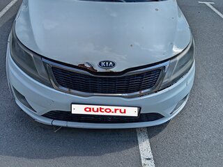 2012 Kia Rio 4-speed III, белый, 450000 рублей, вид 1