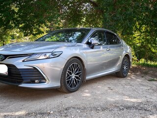 2021 Toyota Camry VIII (XV70) Рестайлинг, серый, 3400000 рублей, вид 1