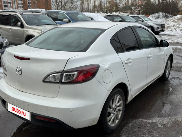 2011 Mazda 3 II (BL) Рестайлинг, белый - вид 3