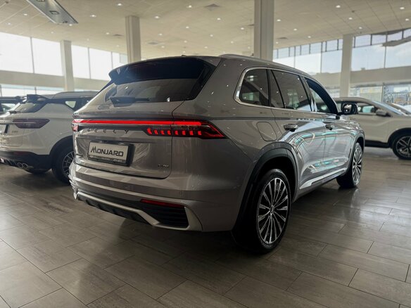 2026 Geely Monjaro I Рестайлинг, серебристый - вид 3