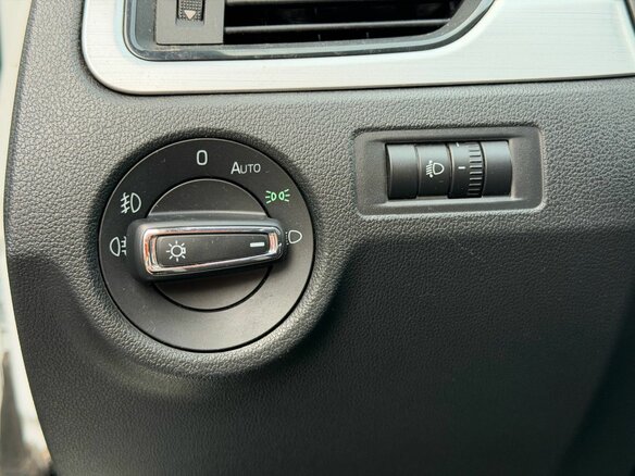 2019 Skoda Rapid I Рестайлинг, белый, 1270000 рублей - вид 13
