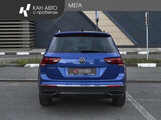 2021 Volkswagen Tiguan II Рестайлинг, синий, 2798000 рублей, вид 4