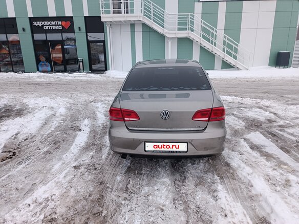 2012 Volkswagen Passat B7, бежевый, 850000 рублей - вид 1