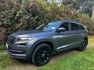2021 Skoda Kodiaq I, серый, 1815000 рублей, вид 1