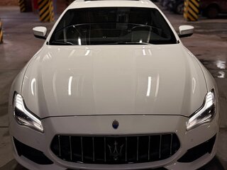 2020 Maserati Quattroporte S VI Рестайлинг, белый, 6900000 рублей, вид 4
