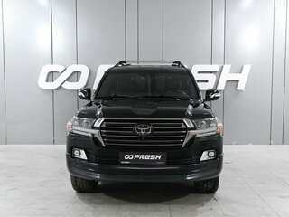 2018 Toyota Land Cruiser 200 Series Рестайлинг 2, чёрный, 6599000 рублей, вид 3