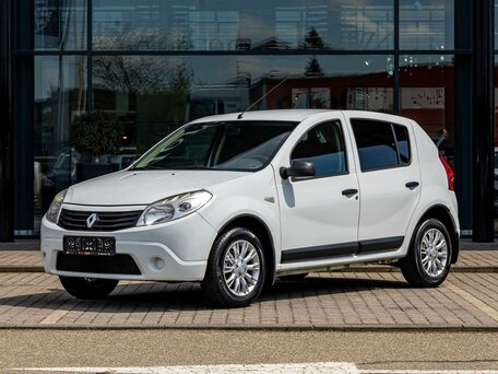 Renault Sandero I