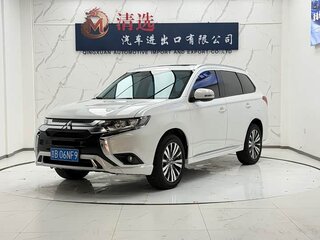 2021 Mitsubishi Outlander III Рестайлинг 3, белый, 1868999 рублей, вид 3