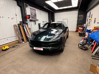 2019 Porsche Cayenne III, зелёный, 8900000 рублей, вид 3