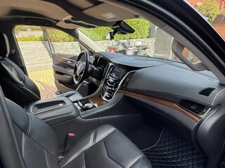 2019 Cadillac Escalade IV, чёрный, 4199000 рублей, вид 3