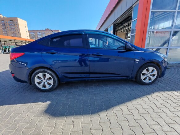 2015 Hyundai Solaris I Рестайлинг, синий, 829000 рублей - вид 1