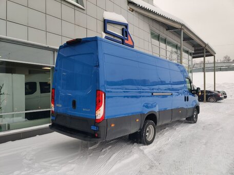 2024 Iveco Daily, синий, 8500000 рублей, вид 3