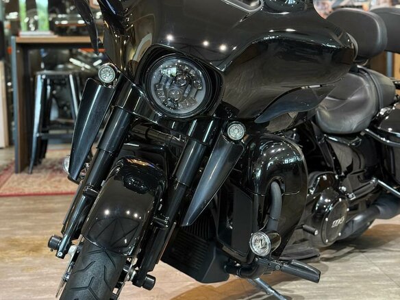 2022 Harley-Davidson Street Glide, чёрный, 2650000 рублей - вид 7