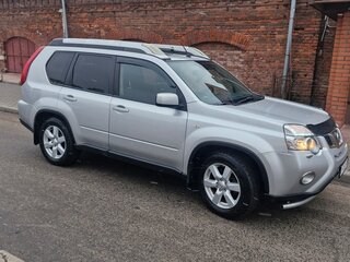 2011 Nissan X-Trail II Рестайлинг, серебристый, 985000 рублей, вид 2