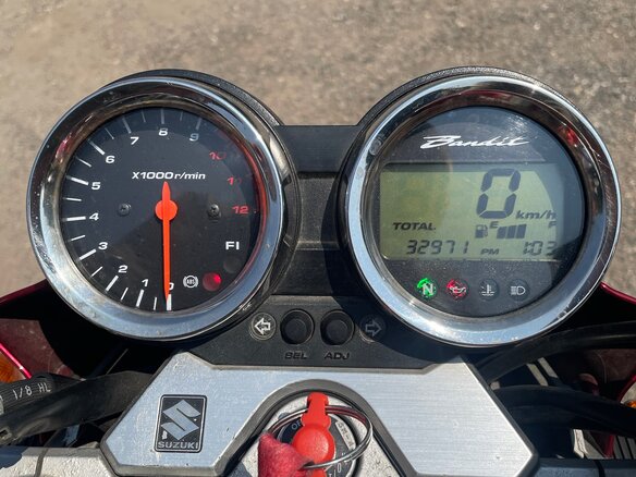 2009 Suzuki Bandit GSF 1250, красный, 440000 рублей - вид 10